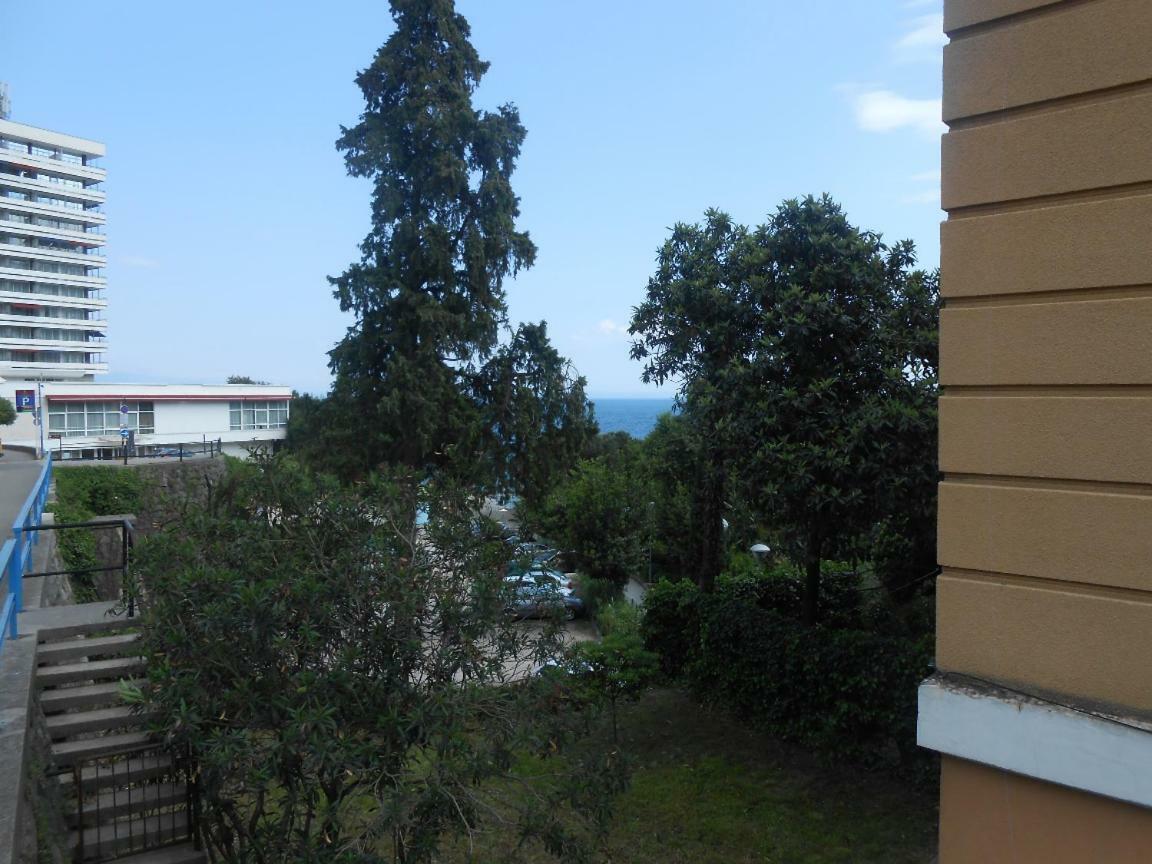 Family Apartment Center Οπατία Εξωτερικό φωτογραφία